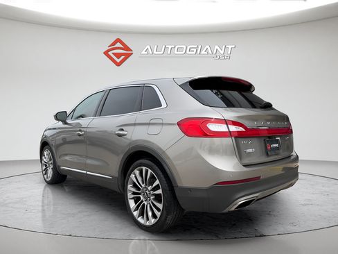 Used 2016 Lincoln MKX Reserve w/ Technology Package AWD/4WD image 7