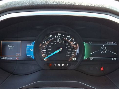 Used 2017 Ford Edge Titanium w/ Equipment Group 301A AWD/4WD image 22