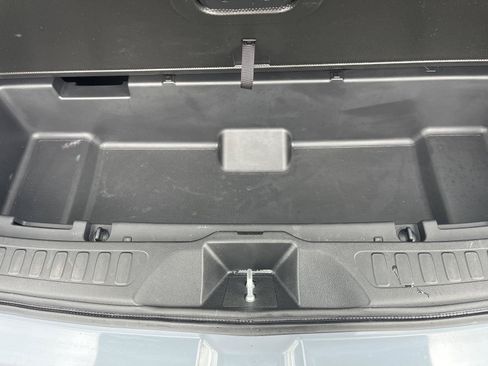 Used 2023 Honda Passport EX-L image 9