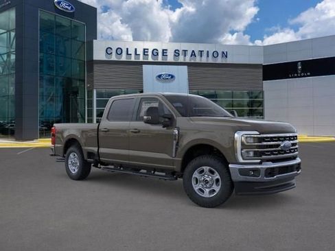 New 2026 Ford F250 XLT w/ XLT Premium Package image 7