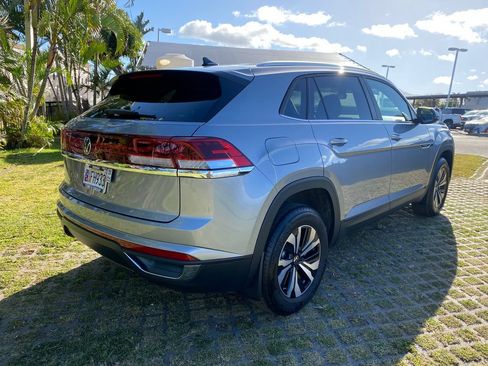 Used 2025 Volkswagen Atlas Cross Sport SE FWD image 25