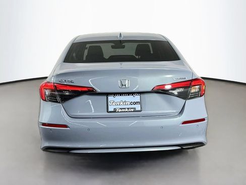 Used 2024 Honda Civic Touring image 7