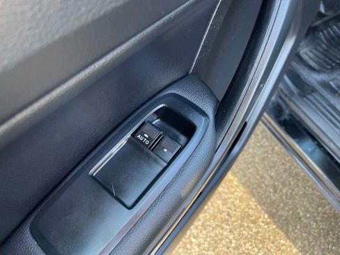 Used 2020 Ford Ranger XL w/ Equipment Group 101A Mid image 11