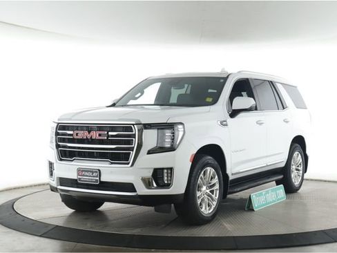 Used 2024 GMC Yukon SLT w/ SLT Premium Package AWD/4WD image 10