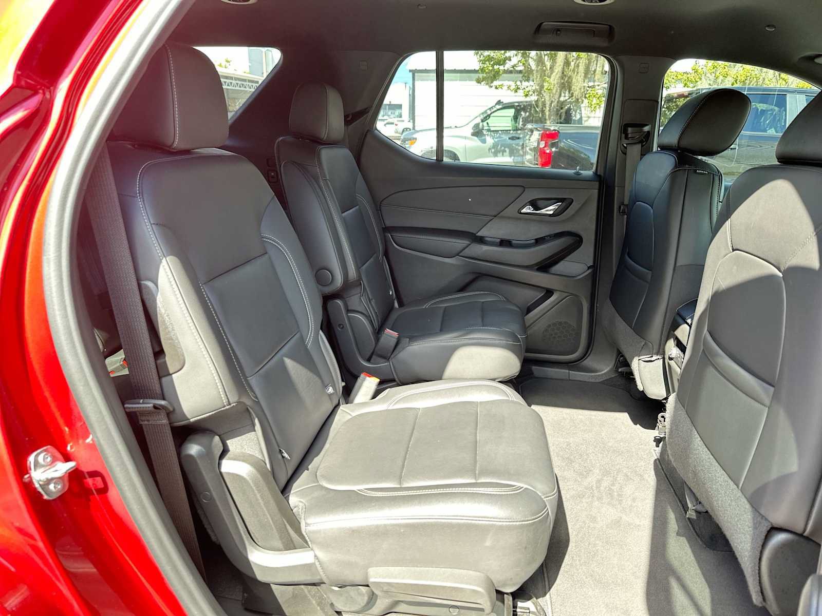 Certified 2023 Chevrolet Traverse LT AWD/4WD image 18