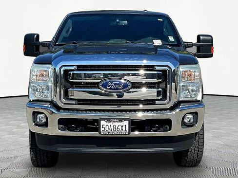 Used 2015 Ford F250 Lariat w/ Lariat Interior Package AWD/4WD image 2