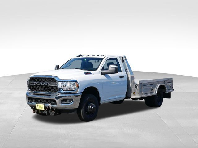 Used 2024 RAM 3500 Tradesman AWD/4WD image 3