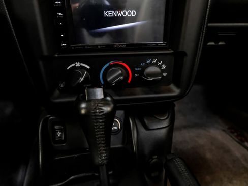 Used 2002 Chevrolet Camaro Z28 w/ SS Performance/Appearance Pkg RWD image 17