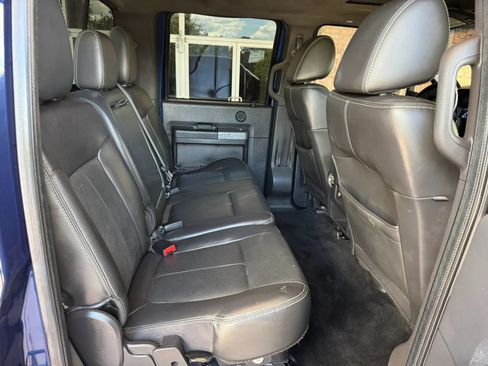 Used 2011 Ford F250 Lariat w/ Lariat Ultimate Pkg AWD/4WD image 20