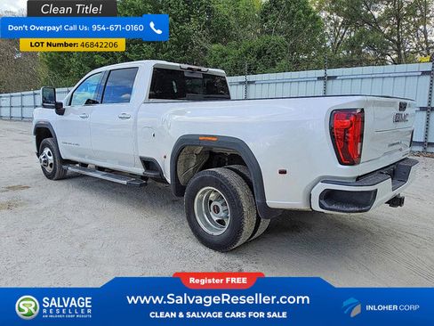 Used 2020 GMC Sierra 3500 Denali w/ Denali Ultimate Package image 3