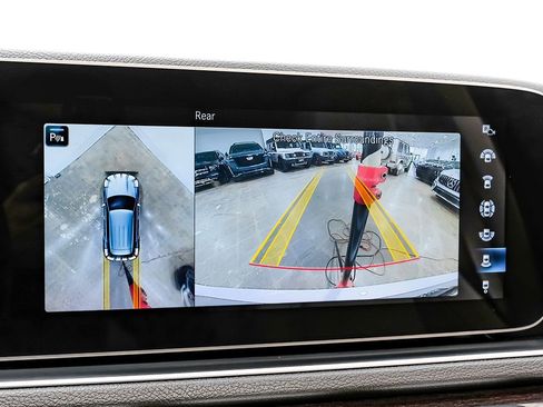 Used 2021 Mercedes-Benz GLE 450 4MATIC w/ AMG Line Exterior image 22