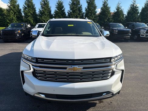 Used 2021 Chevrolet Suburban Premier w/ Max Trailering Package AWD/4WD image 8