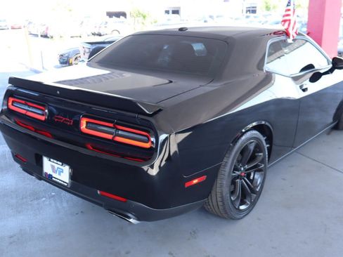 Used 2021 Dodge Challenger R/T image 5