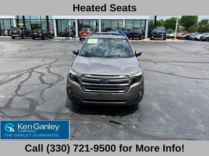 Used 2025 Subaru Forester Premium w/ Convenience Package #1