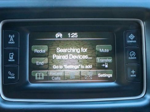 Used 2017 Jeep Grand Cherokee Limited image 34