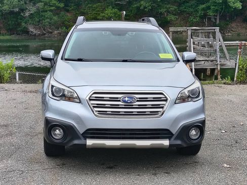 Used 2016 Subaru Outback 2.5i Limited AWD/4WD image 2