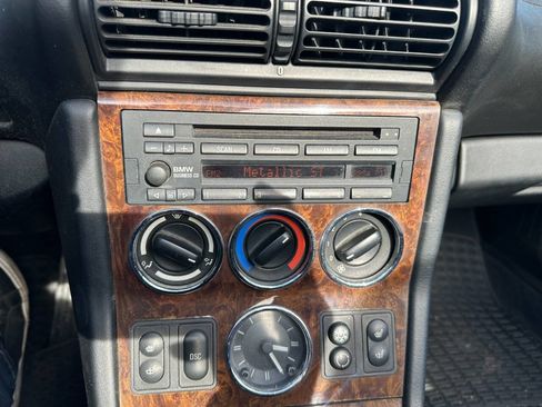 Used 2000 BMW Z3 2.5i image 22