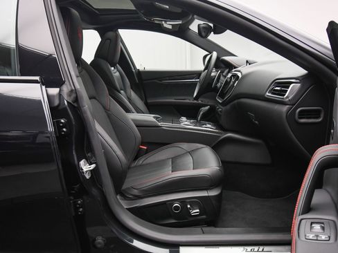 New 2024 Maserati Ghibli Modena image 48