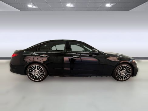 Used 2023 Mercedes-Benz C 300 Sedan image 7