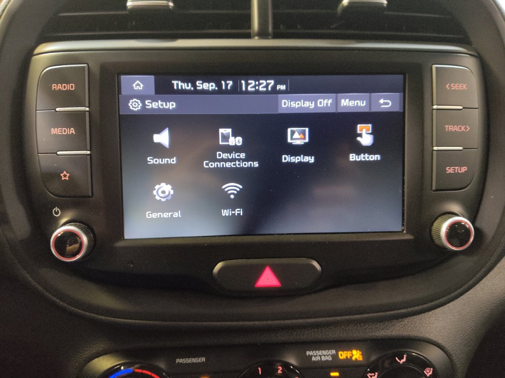 Used 2022 Kia Soul LX FWD image 25