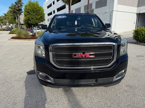 Used 2019 GMC Yukon XL SLE w/ Convenience Package RWD image 2