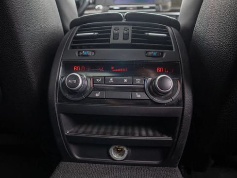 Used 2013 BMW M5 RWD image 25