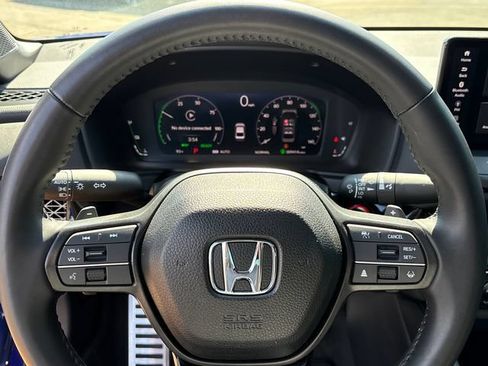 Used 2025 Honda Accord Sport image 13