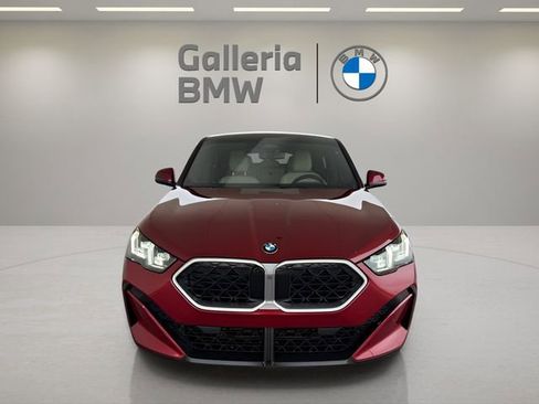Used 2025 BMW X2 xDrive28i image 3