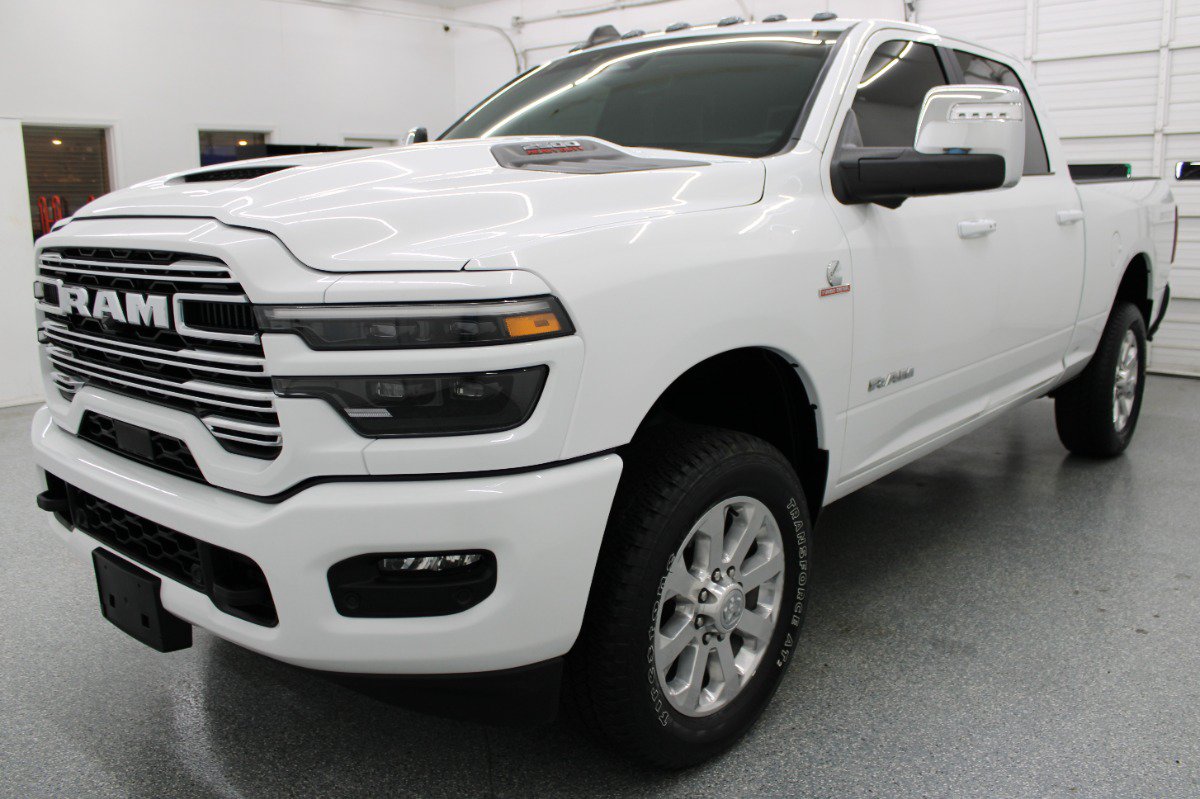 Used 2025 RAM 2500 Laramie w/ Sport Appearance Package AWD/4WD image 3