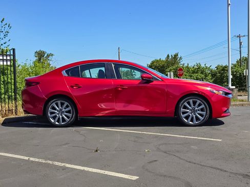Used 2023 MAZDA MAZDA3 s FWD image 2