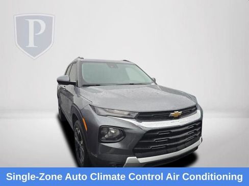 Used 2021 Chevrolet TrailBlazer LT w/ Convenience Package image 11