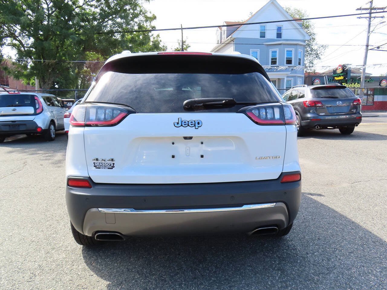 Used 2019 Jeep Cherokee Limited AWD/4WD image 8