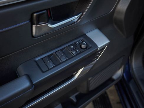 New 2024 Toyota Tundra Platinum AWD/4WD image 17