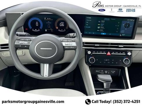New 2025 Hyundai Tucson SEL AWD/4WD image 17
