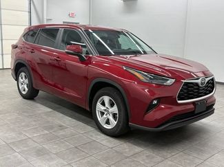 Used 2024 Toyota Highlander LE w/ Protection Package #3 (TMS) FWD video 1