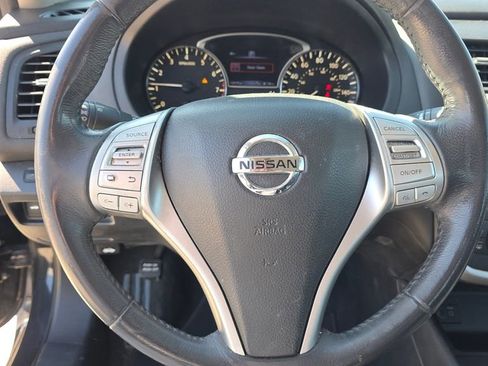Used 2017 Nissan Altima 2.5 SV FWD image 14