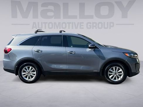 Used 2019 Kia Sorento AWD w/ LX Convenience Package image 6