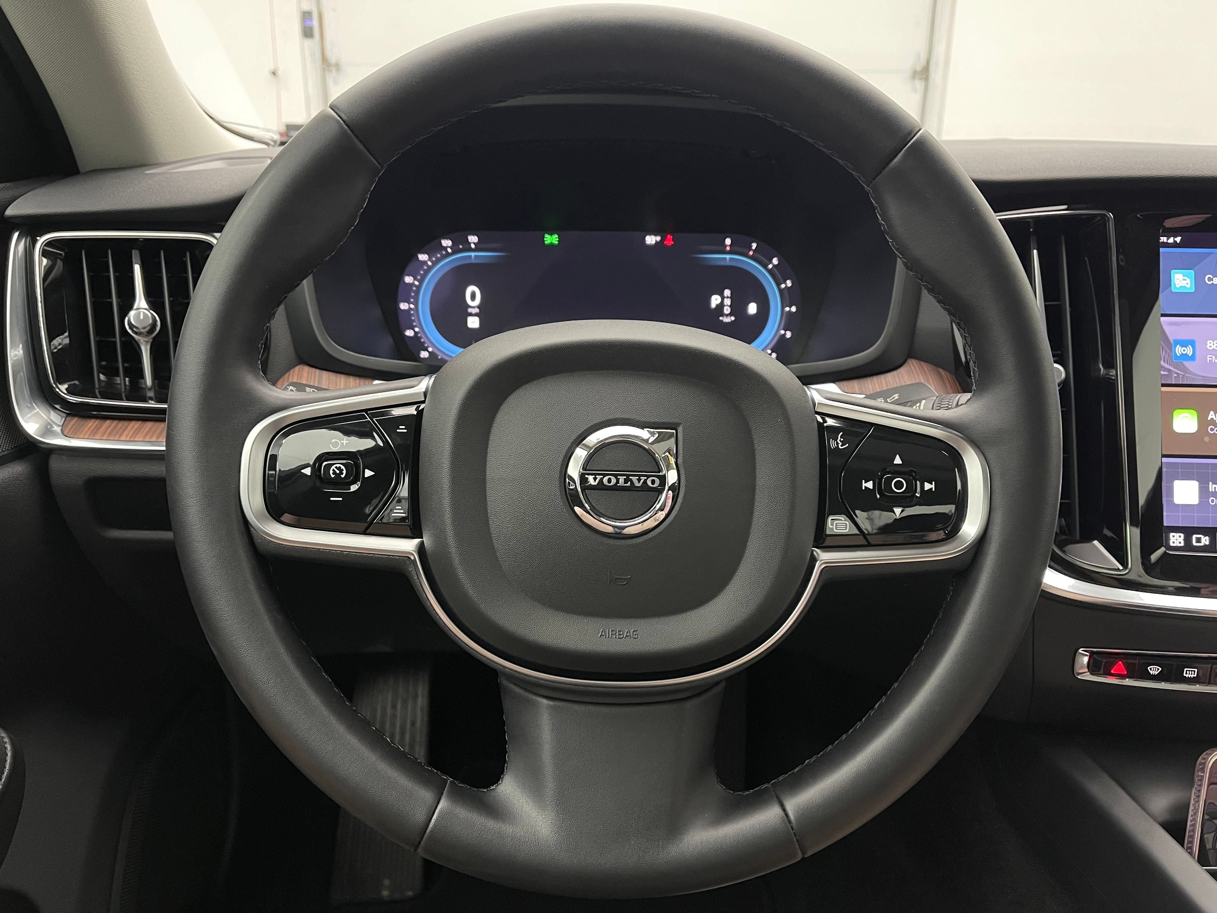 Used 2024 Volvo S60 B5 Plus AWD/4WD image 19