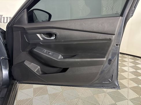 Used 2025 Honda Accord SE image 26