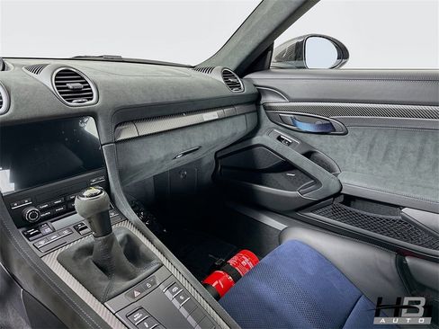 Used 2025 Porsche 718 Cayman GT4 RS image 17