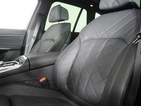 Used 2026 BMW X5 xDrive40i AWD/4WD image 10