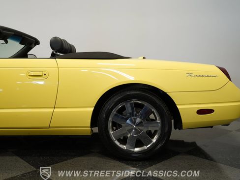 Used 2002 Ford Thunderbird image 35