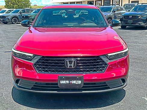 Used 2024 Honda Accord Sport image 11