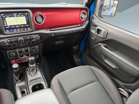 Used 2021 Jeep Wrangler Unlimited Rubicon AWD/4WD image 29