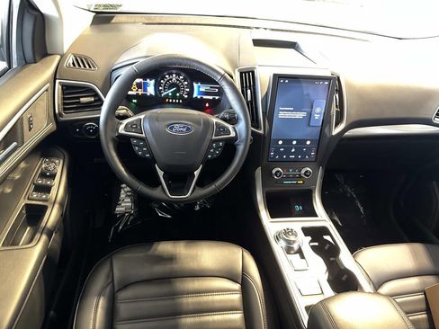 Used 2024 Ford Edge SEL w/ Convenience Package image 10