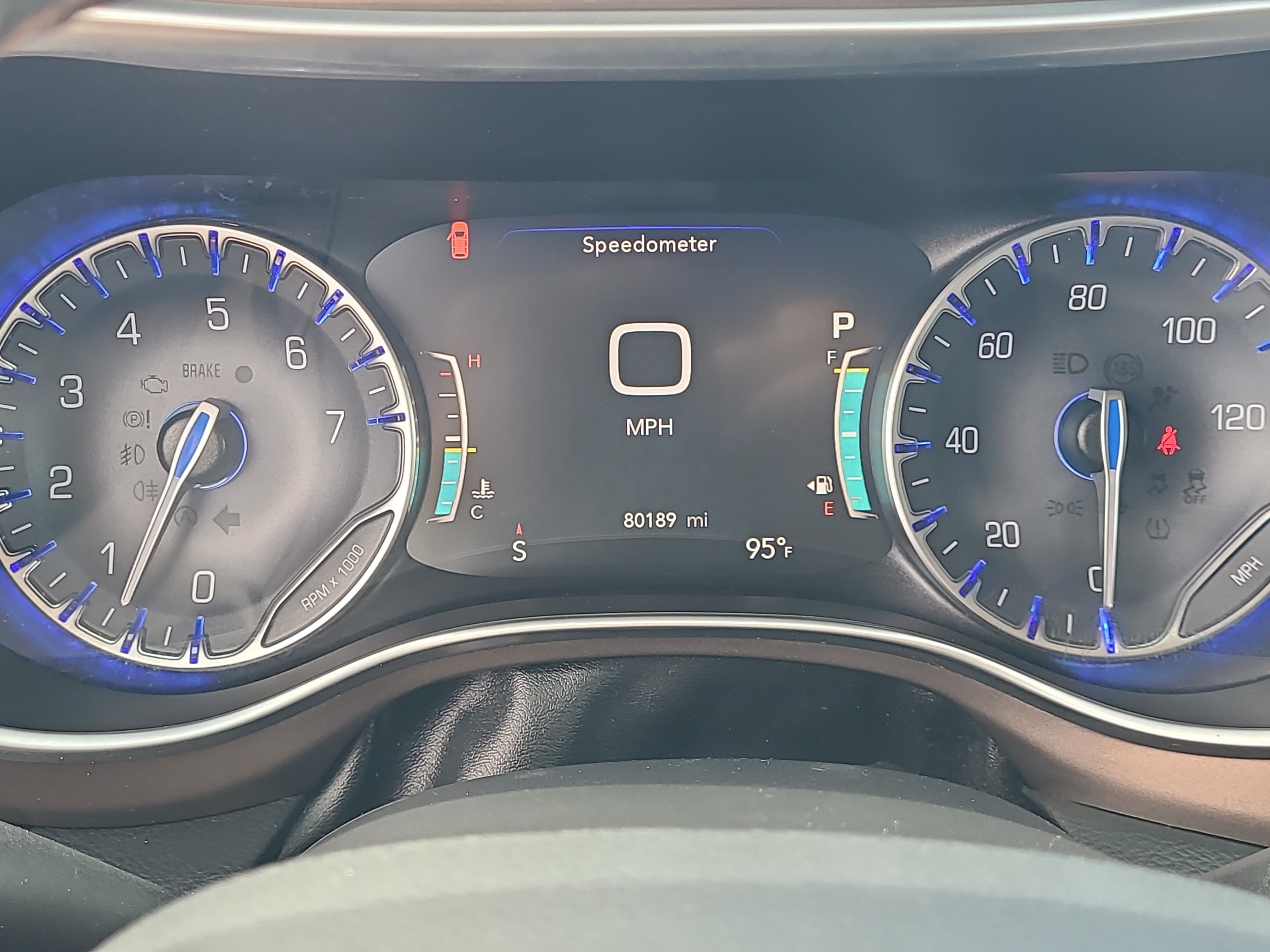 Used 2019 Chrysler Pacifica Touring-L Plus w/ Advanced Safetytec Group FWD image 22