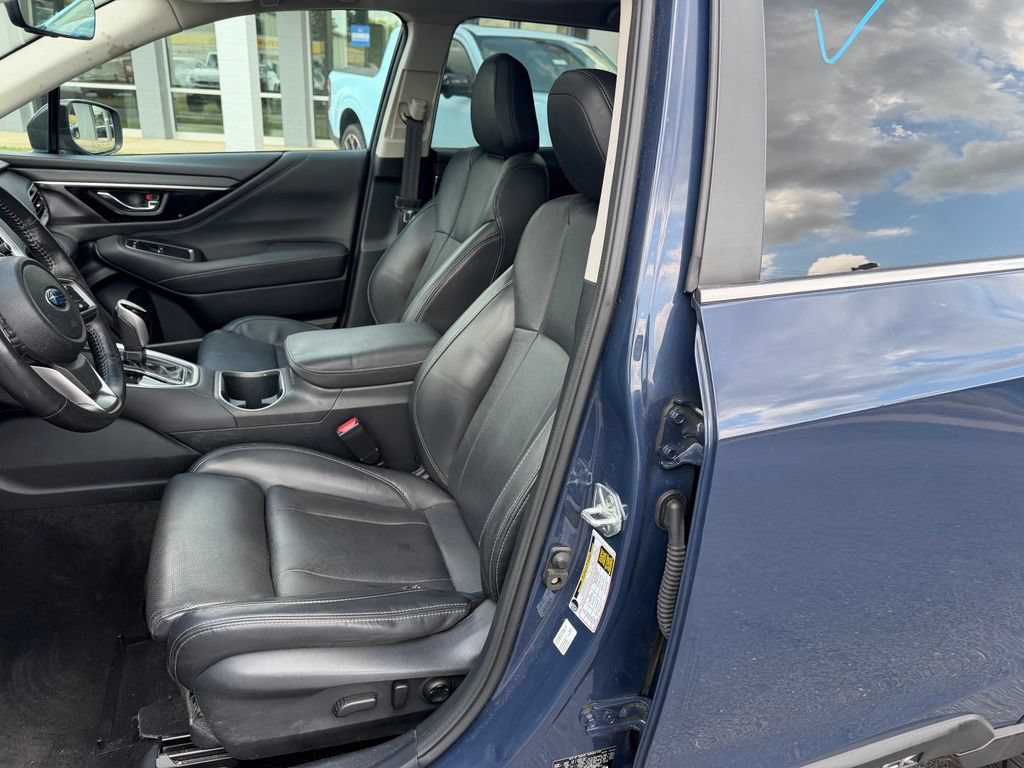 Used 2023 Subaru Outback Limited AWD/4WD image 9