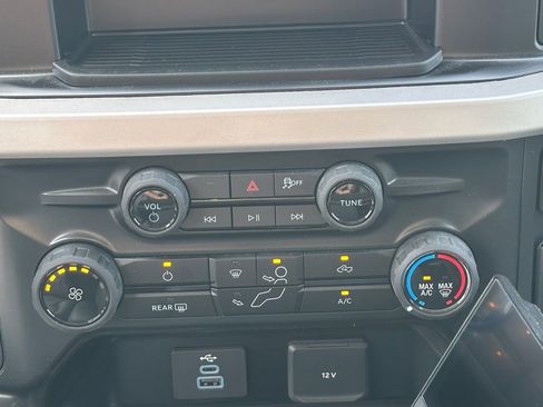 New 2025 Ford F550 4x4 Supercab Super Duty image 21