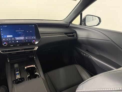 Used 2025 Lexus RX 350 Premium w/ Accessory Package (Z1) FWD image 22