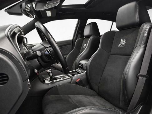 Used 2022 Dodge Charger Scat Pack RWD image 12